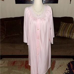 Shadowline • Vintage • Pink • Medium • Floral • Lace • Nightgown